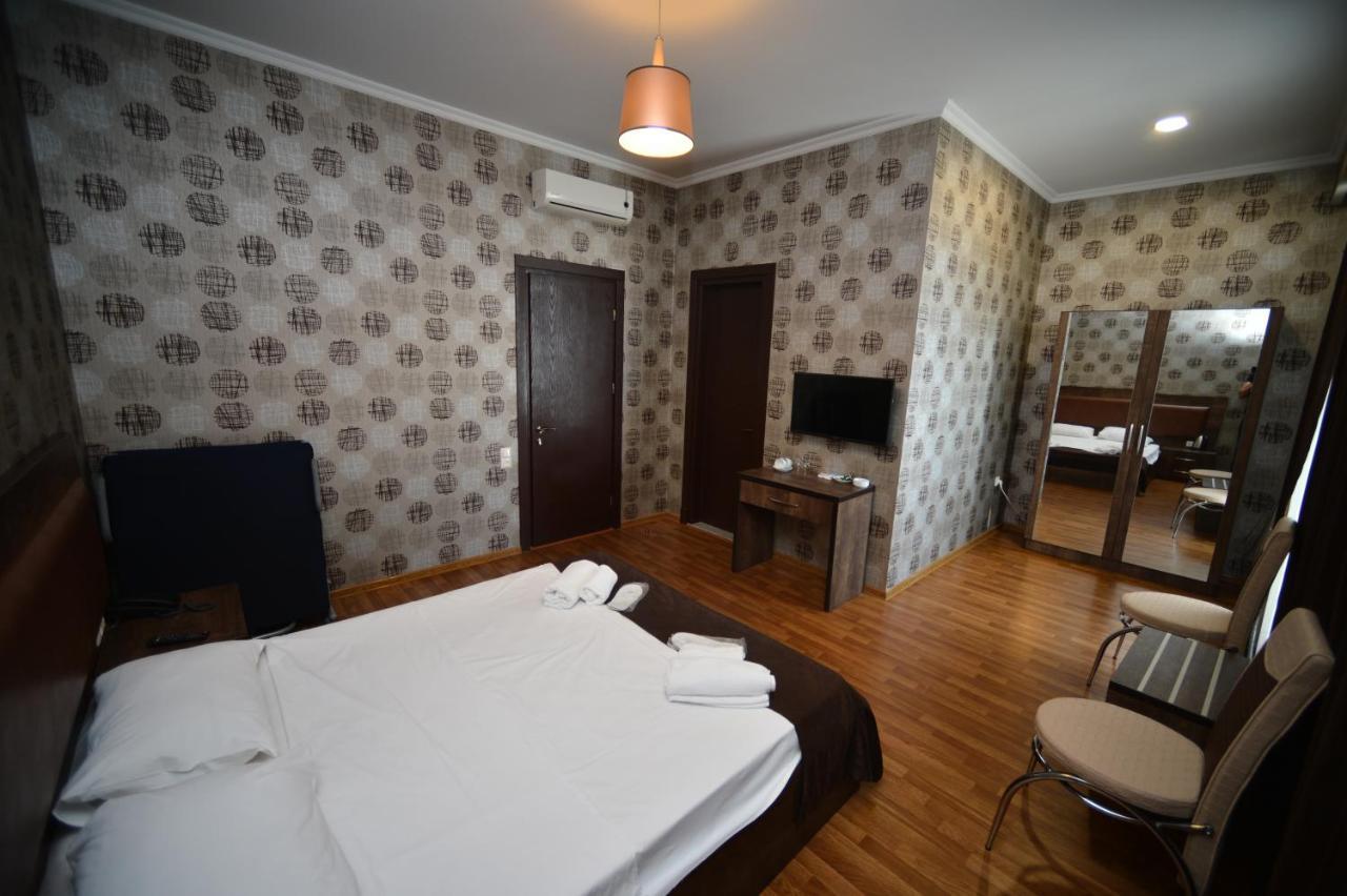Green Hotel Batumi Exterior foto